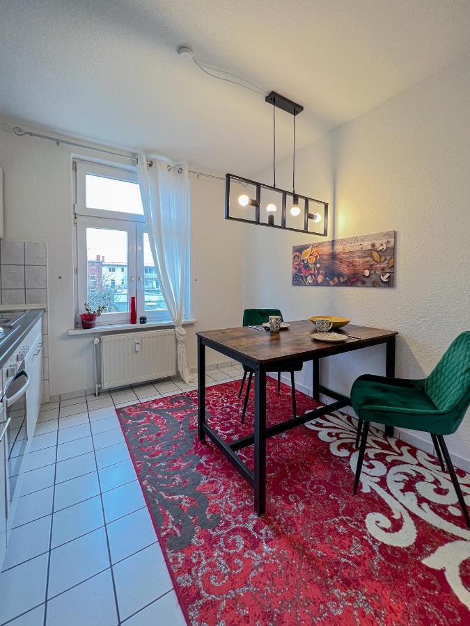 Homestayplus Schwerin ชเวียรีน ภายนอก รูปภาพ