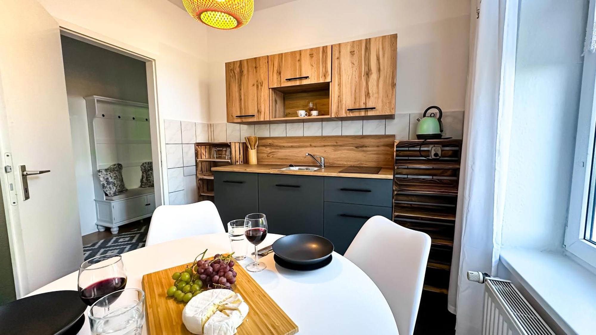Homestayplus Schwerin ชเวียรีน ภายนอก รูปภาพ