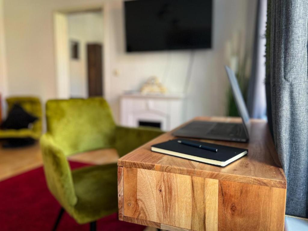 Homestayplus Schwerin ชเวียรีน ภายนอก รูปภาพ