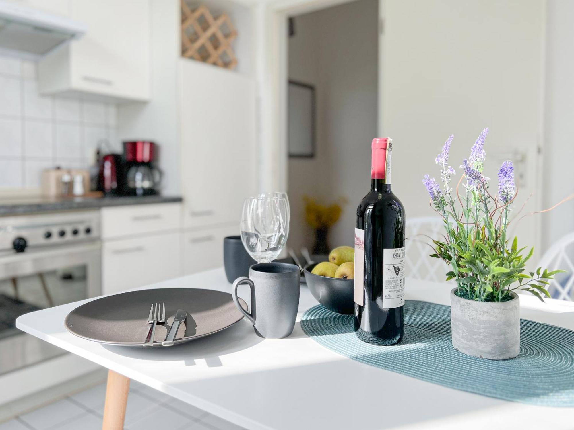 Homestayplus Schwerin ชเวียรีน ภายนอก รูปภาพ