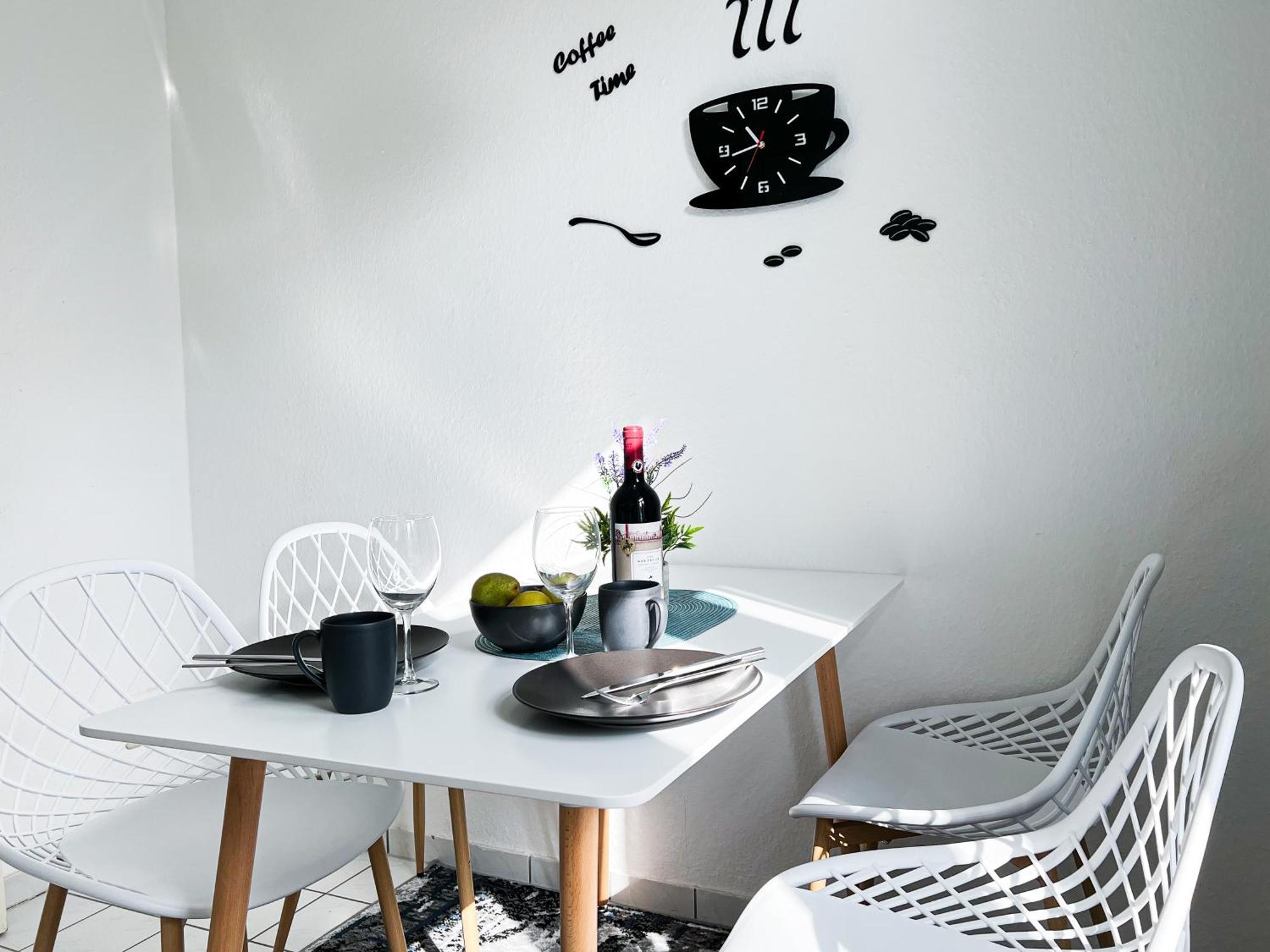 Homestayplus Schwerin ชเวียรีน ภายนอก รูปภาพ