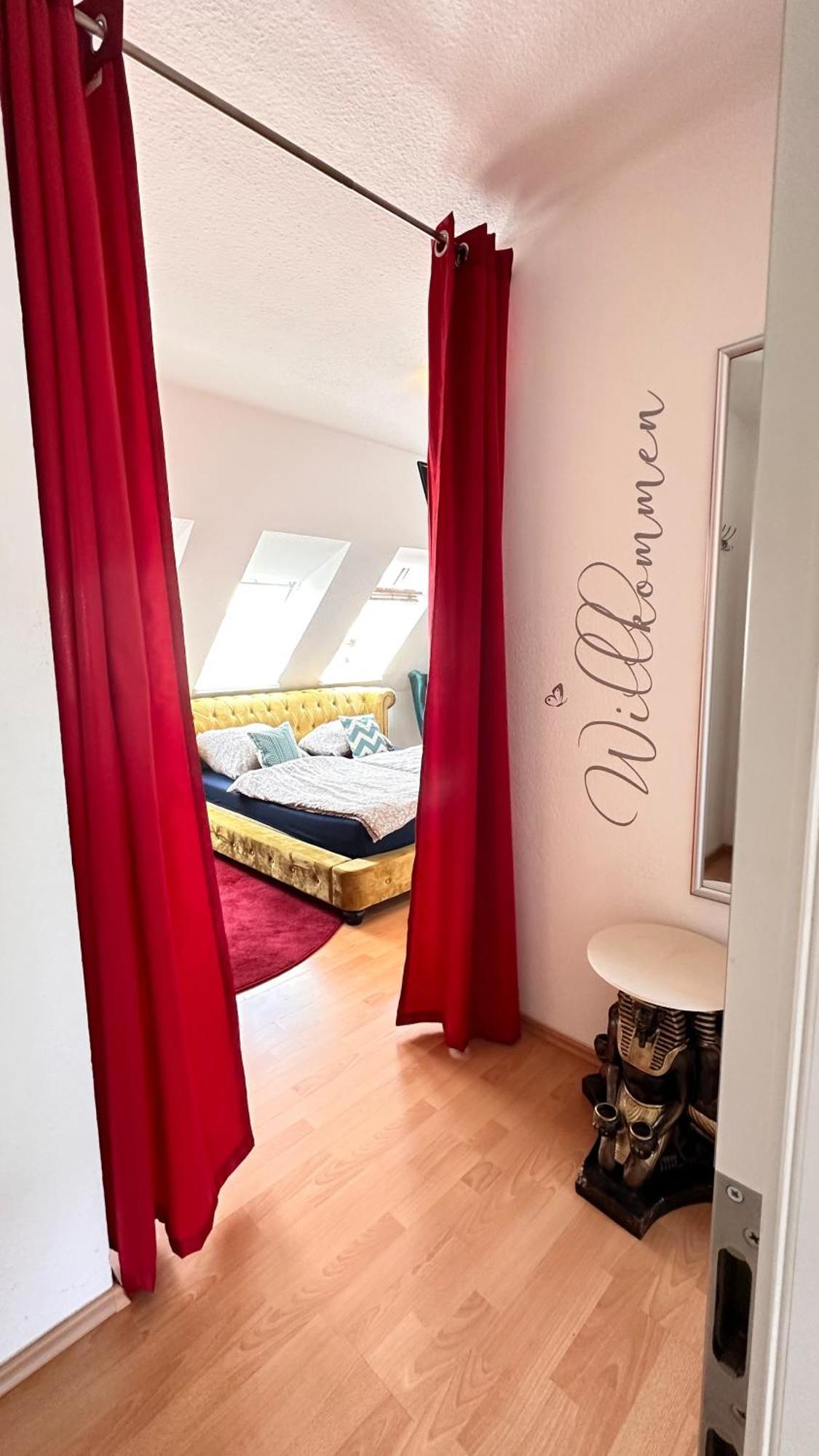 Homestayplus Schwerin ชเวียรีน ภายนอก รูปภาพ